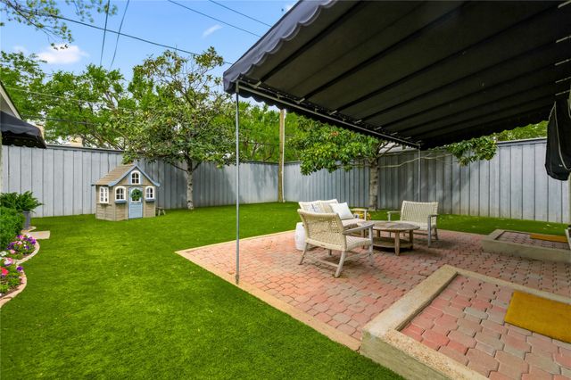 8115 Chadbourne Road, Dallas, TX 75209