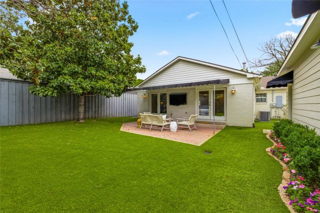 8115 Chadbourne Road, Dallas, TX 75209