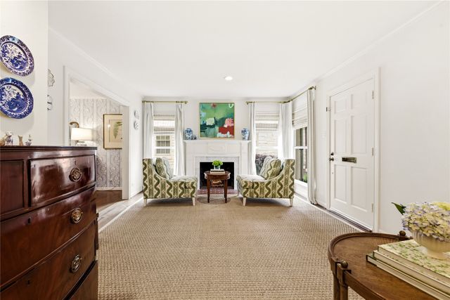 8115 Chadbourne Road, Dallas, TX 75209