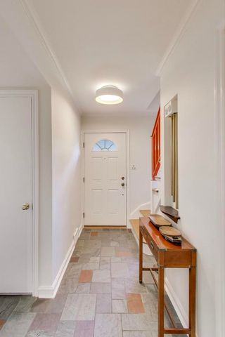 4665 W Peterson Avenue, Chicago, IL 60646