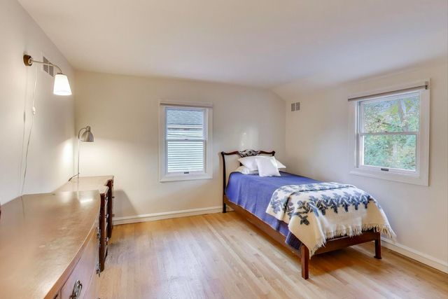 4665 W Peterson Avenue, Chicago, IL 60646