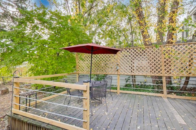 4665 W Peterson Avenue, Chicago, IL 60646