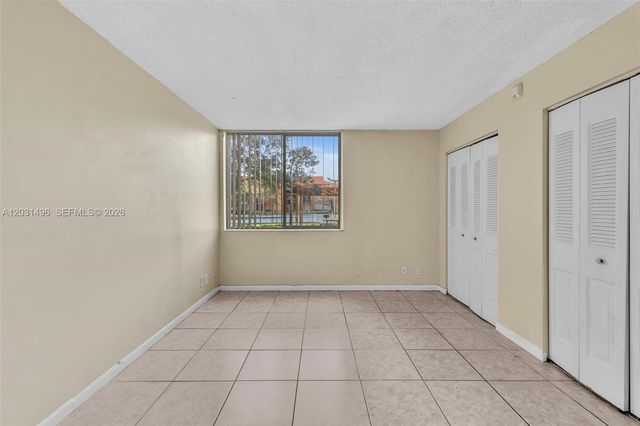 10765 Cleary Boulevard 104, Plantation, FL 33324