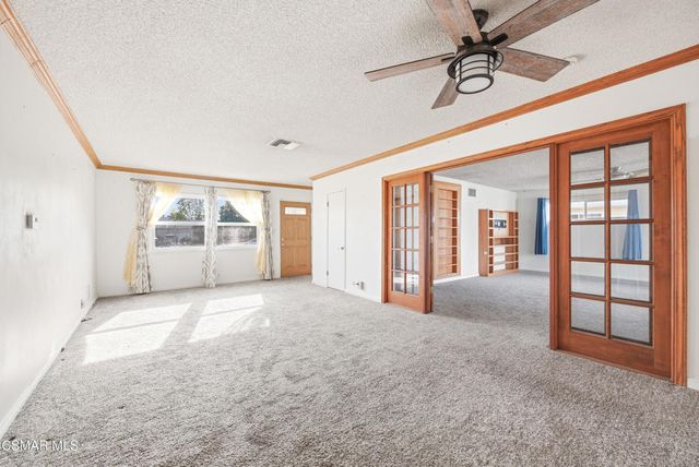 20645 Runnymede Street, Winnetka, CA 91306