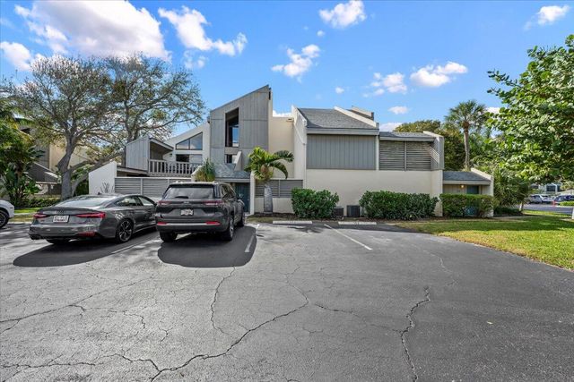 1605 Us-1 1f, Jupiter, FL 33477