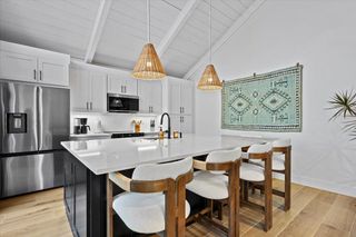 1605 Us-1 1f, Jupiter, FL 33477