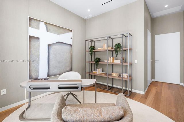 5 Grove Isle Dr PHS01, Coconut Grove, FL 33131