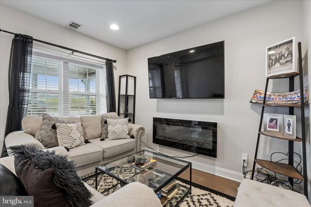 639 OLD ELM ST, Conshohocken, PA 19428