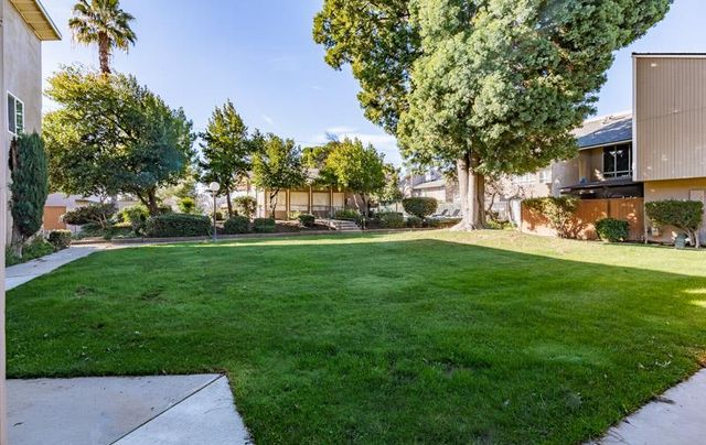 6646 N 3rd Street, Fresno, CA 93710