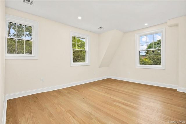 78 Ontario Road, Floral Park, NY 11001