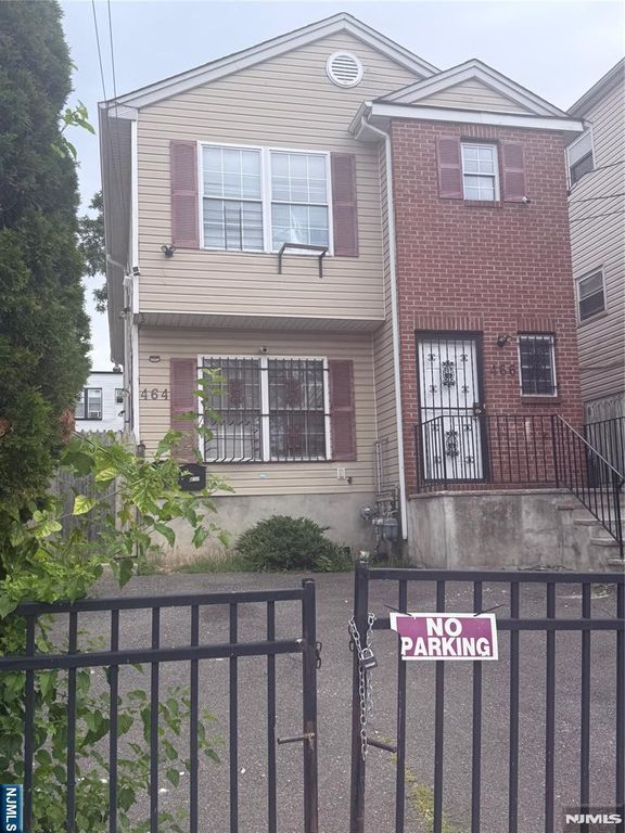 464-466 16th Street, Newark, NJ 07103