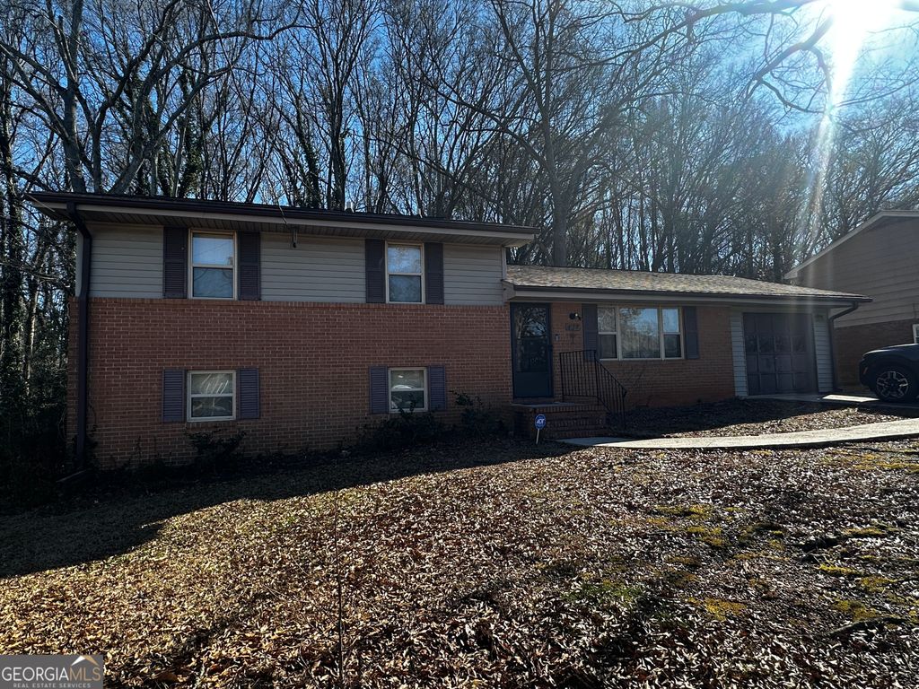 6182 Graceland Circle, Morrow, GA 30260