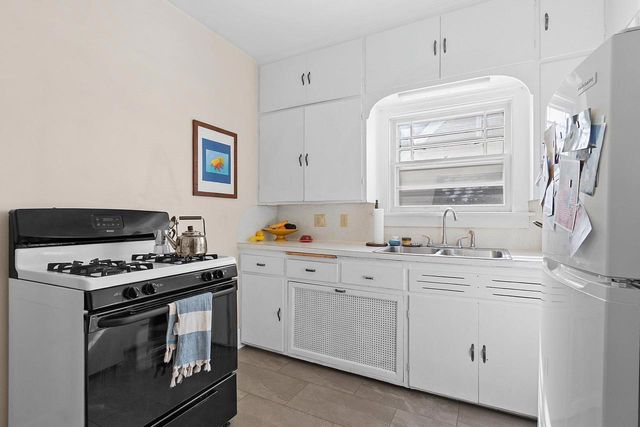 233 WOODLAWN AVENUE, Green Bay, WI 54303