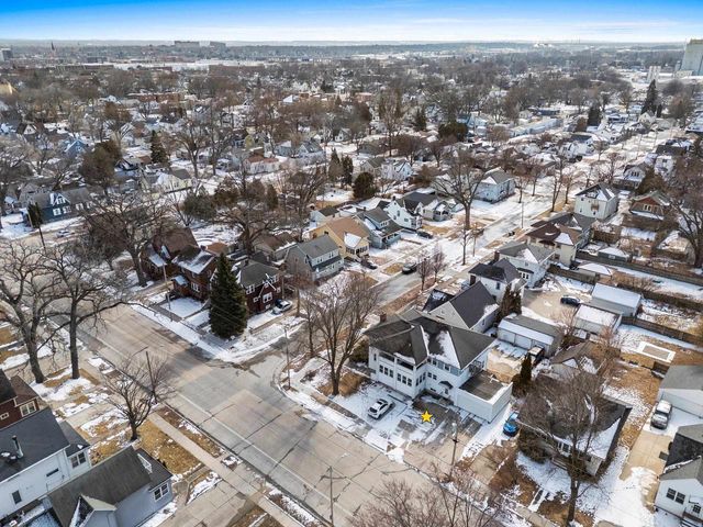 233 WOODLAWN AVENUE, Green Bay, WI 54303