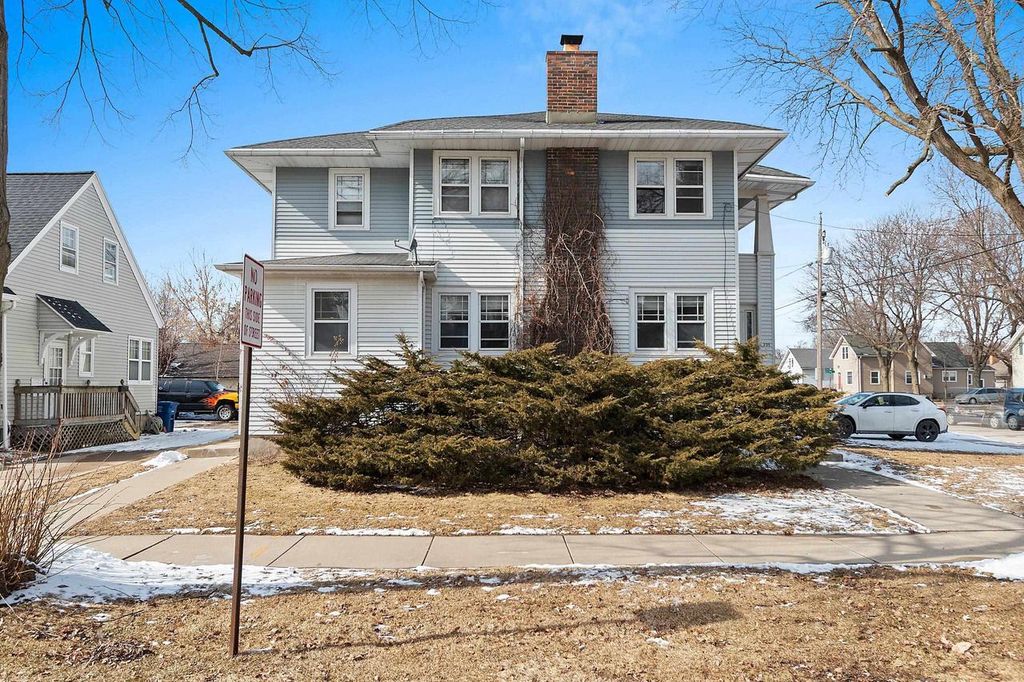 233 WOODLAWN AVENUE, Green Bay, WI 54303