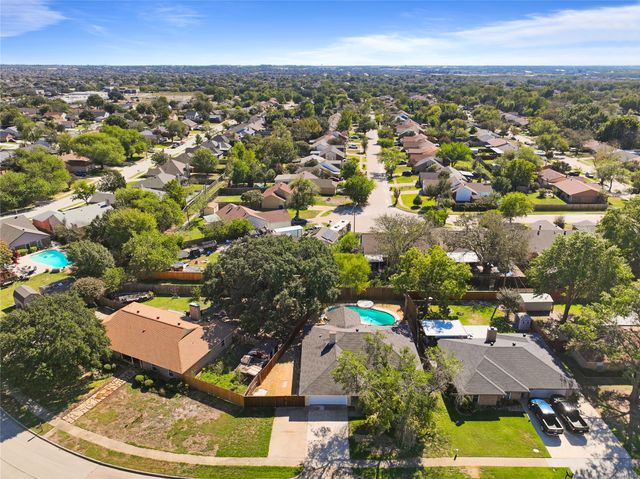 625 Heritage Hill Drive, Forney, TX 75126