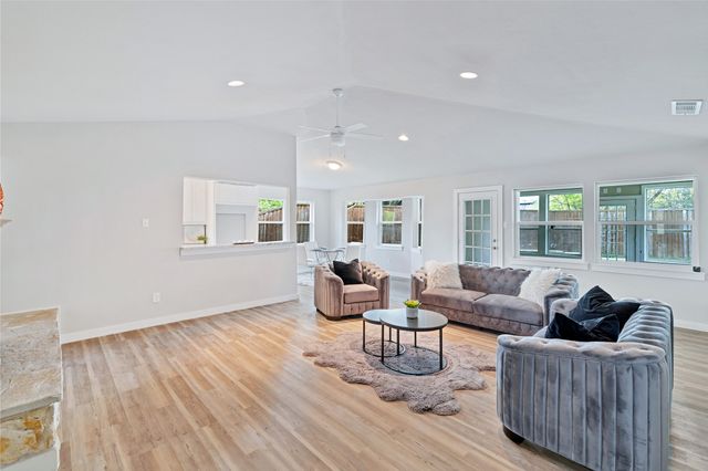 625 Heritage Hill Drive, Forney, TX 75126