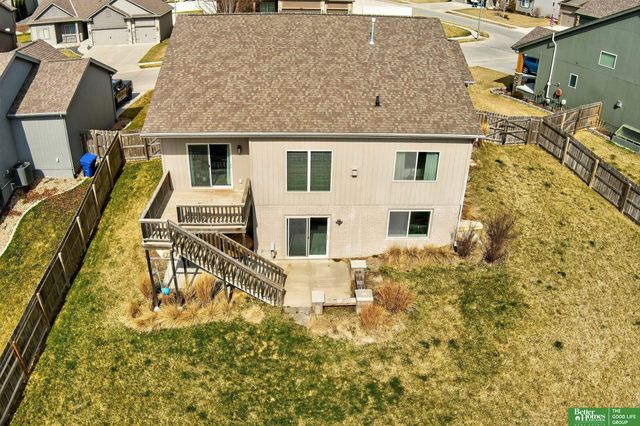 18807 Cottonwood Street, Omaha, NE 68136