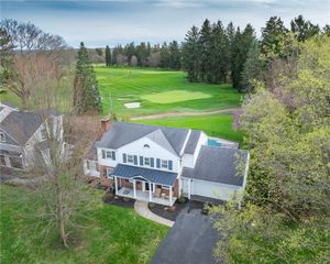 75 Pickwick Drive, Pittsford, NY 14618