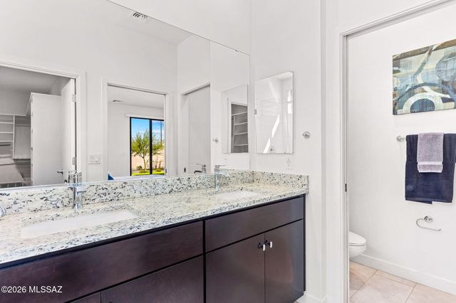 1208 E Liggins Street, Tucson, AZ 85713