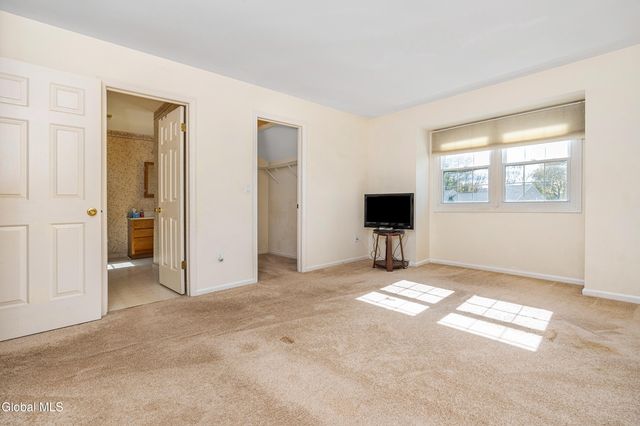 1130 Spearhead Drive, Glenville, NY 12302