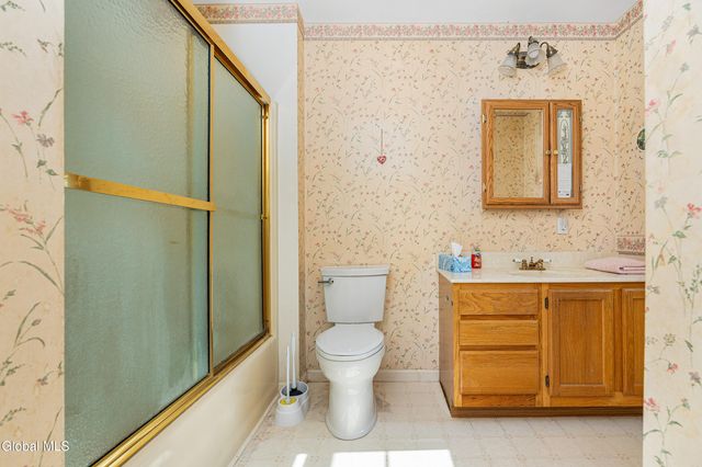 1130 Spearhead Drive, Glenville, NY 12302