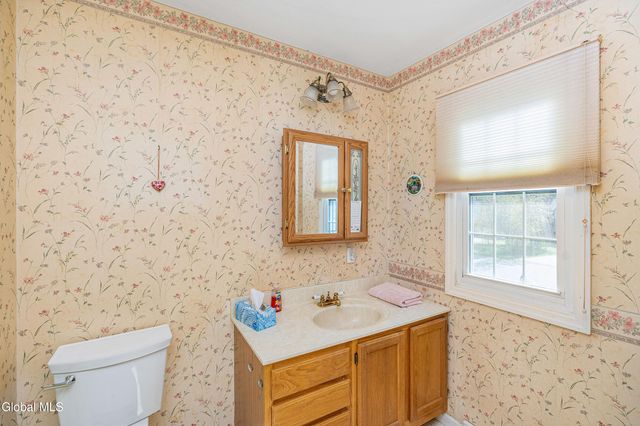 1130 Spearhead Drive, Glenville, NY 12302