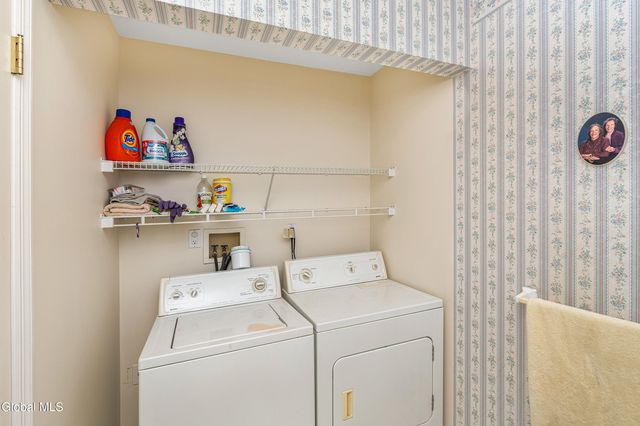 1130 Spearhead Drive, Glenville, NY 12302