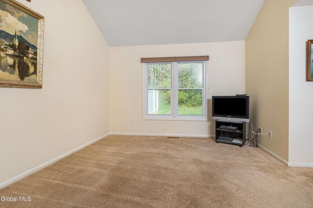 1130 Spearhead Drive, Glenville, NY 12302