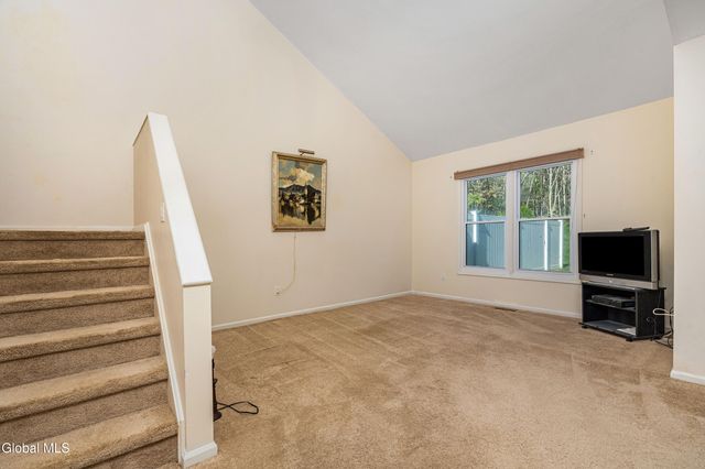 1130 Spearhead Drive, Glenville, NY 12302