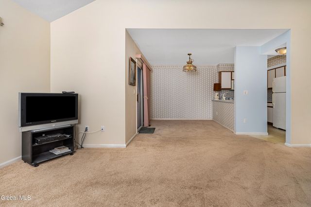 1130 Spearhead Drive, Glenville, NY 12302