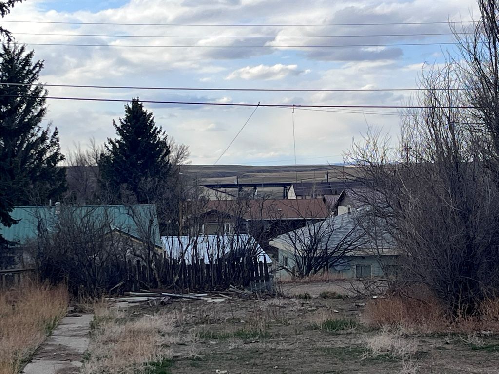 222 3rd Avenue SW, Cut Bank, MT 59427 photo 4