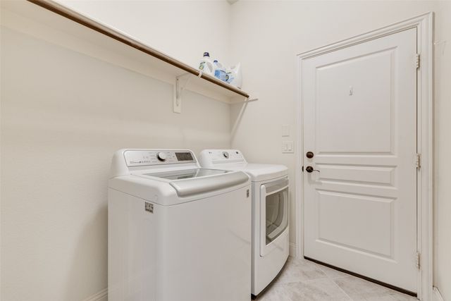 548 Hay Meadow Drive, Waxahachie, TX 75165