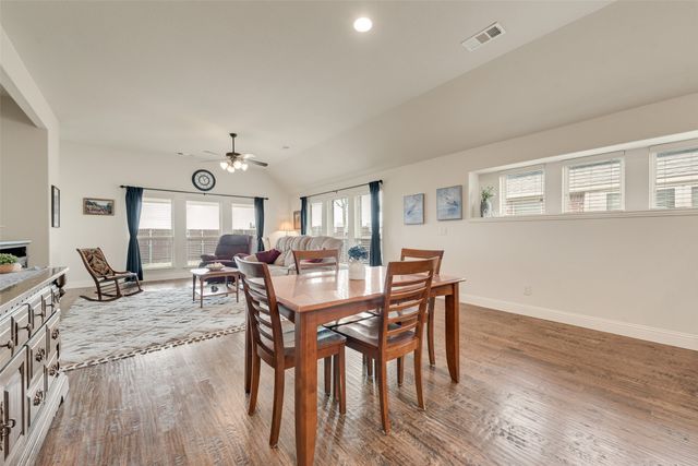 548 Hay Meadow Drive, Waxahachie, TX 75165