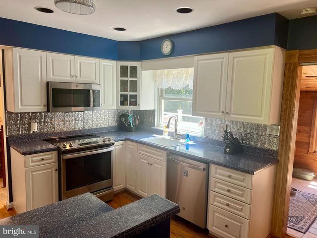 2702 BIRD VIEW RD, Westminster, MD 21157