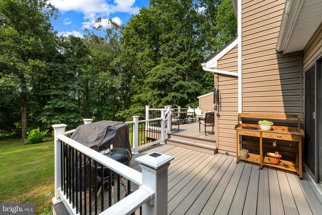 2702 BIRD VIEW RD, Westminster, MD 21157