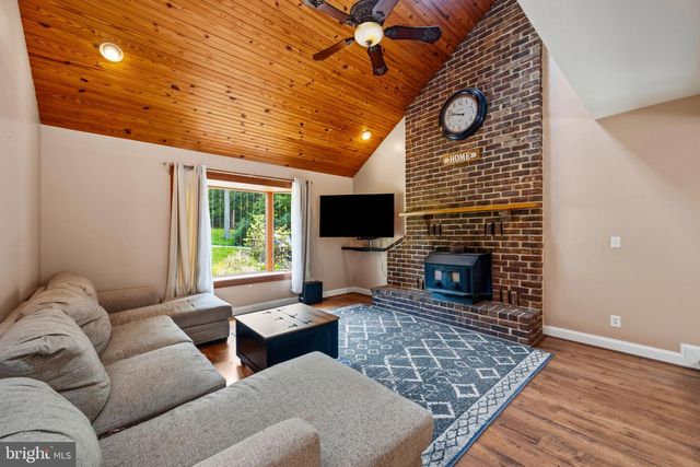 2702 BIRD VIEW RD, Westminster, MD 21157