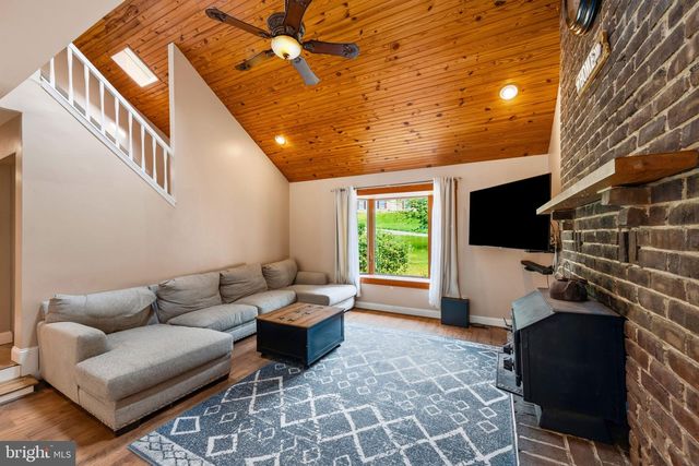 2702 BIRD VIEW RD, Westminster, MD 21157
