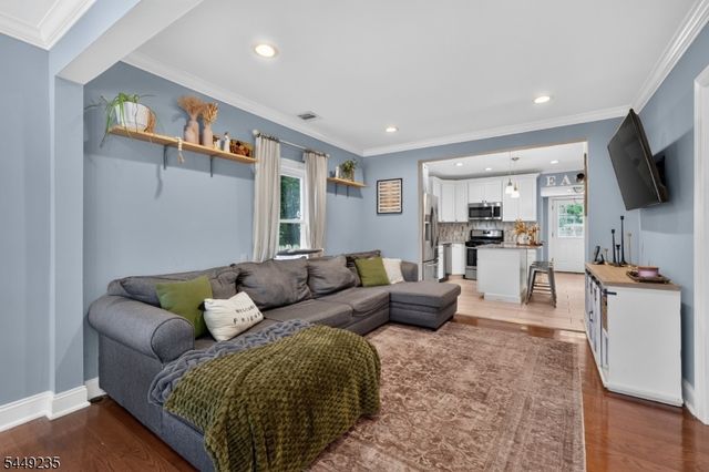 40 John Wilton St, Franklin Boro, NJ 07416