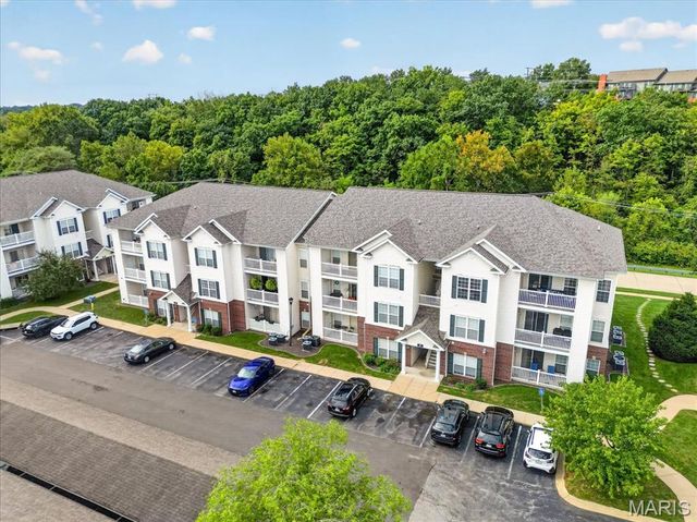 31 Kassebaum Lane 203, St Louis, MO 63129
