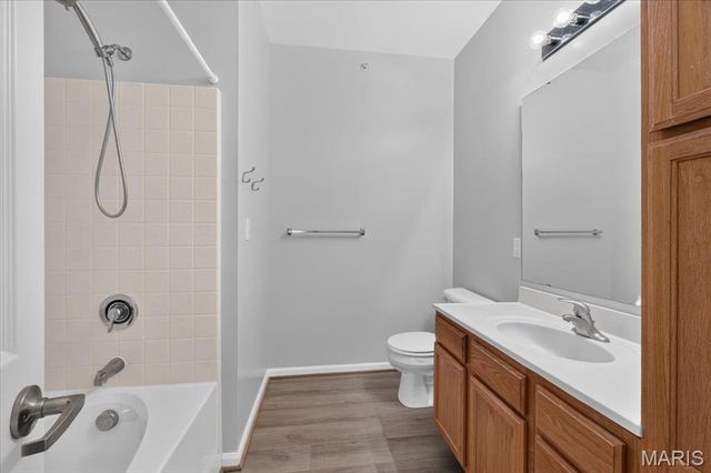 31 Kassebaum Lane 203, St Louis, MO 63129