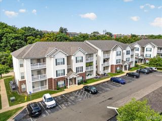 31 Kassebaum Lane 203, St Louis, MO 63129