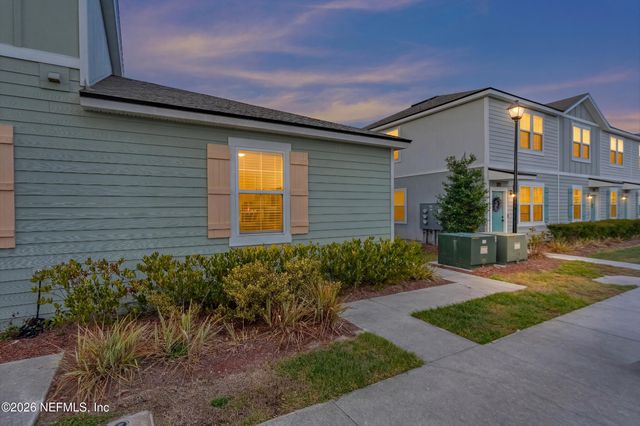 3964 VILLAGE VIEW Lane, Orange Park, FL 32065