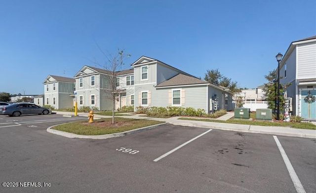 3964 VILLAGE VIEW Lane, Orange Park, FL 32065