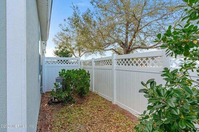 3964 VILLAGE VIEW Lane, Orange Park, FL 32065