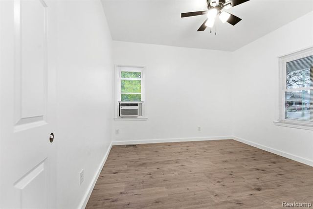 1710 Fort Park Boulevard, Lincoln Park, MI 48146