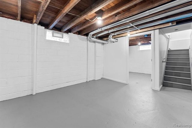 1710 Fort Park Boulevard, Lincoln Park, MI 48146