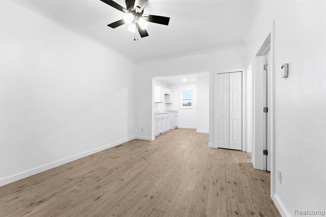 1710 Fort Park Boulevard, Lincoln Park, MI 48146