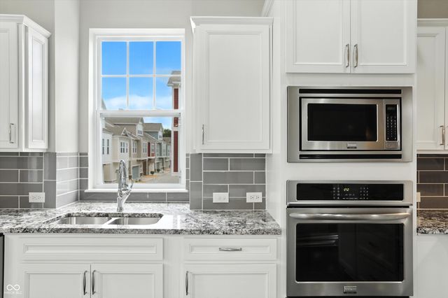 13311 Susser Way, Fishers, IN 46037