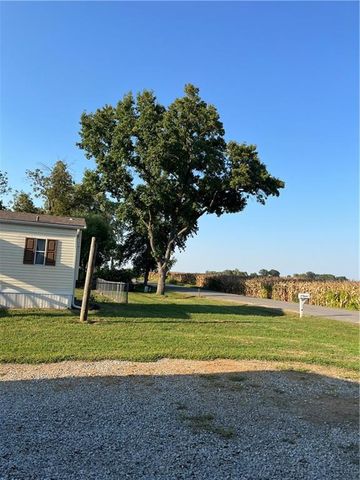 4704 N Adams Road, Independence, MO 64058